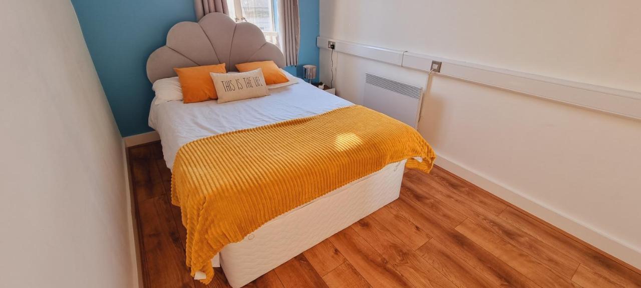 Modern And Spacious Swansea Centre Apartment Екстер'єр фото