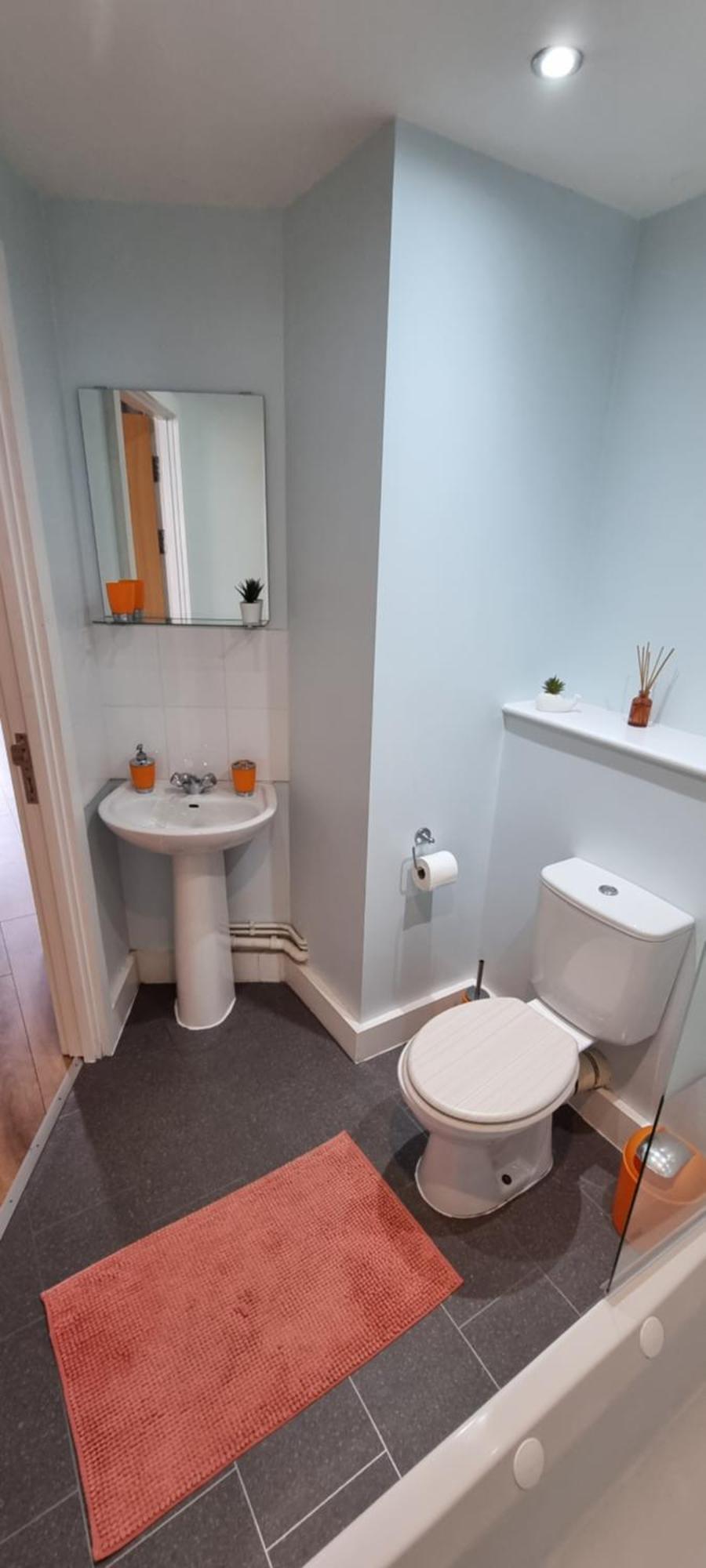 Modern And Spacious Swansea Centre Apartment Екстер'єр фото